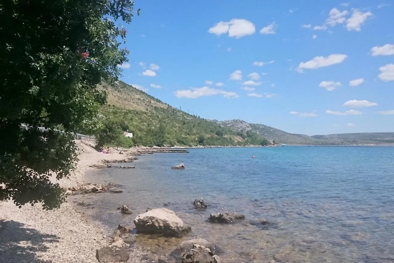 Apartments By The Sea Seline, Paklenica - 11197 Starigrad Paklenica
