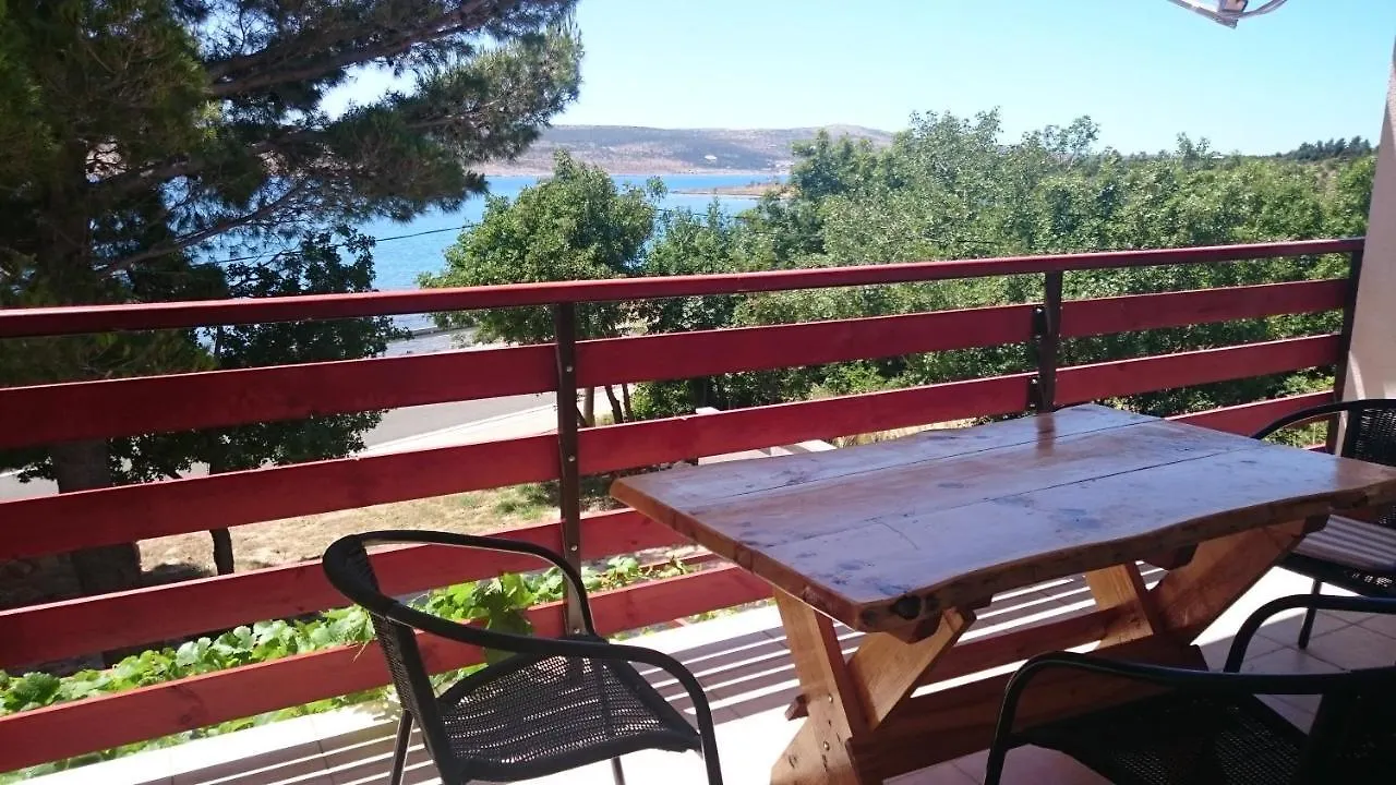Apartments By The Sea Seline, Paklenica - 11197 Starigrad Paklenica